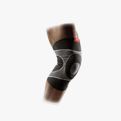 MD5125 McDavid Knee Sleeve 4-way elastic with gel buttress